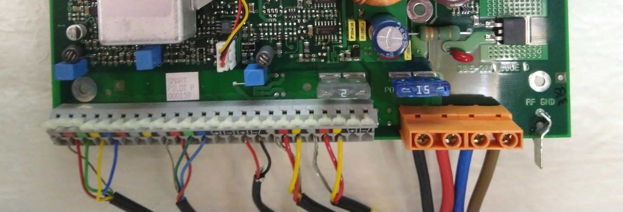 F33 Autopilot SeaTalk Connections