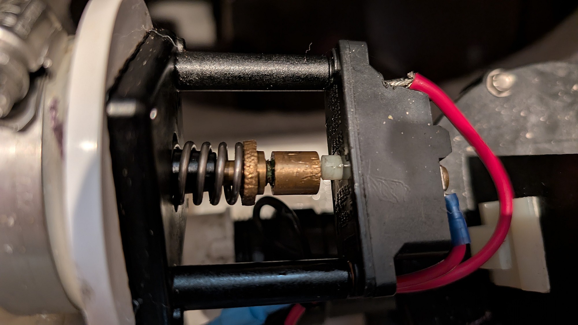 VG2 Generator Vacuum Switch Assembly